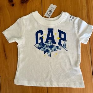 3-6M Gap Baby Shark T-Shirt NWT